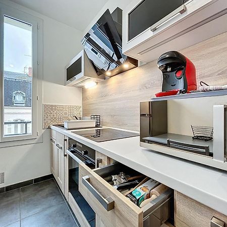 Le 4-F2 Centre Historique Apartment มงต์ลูซง ภายนอก รูปภาพ